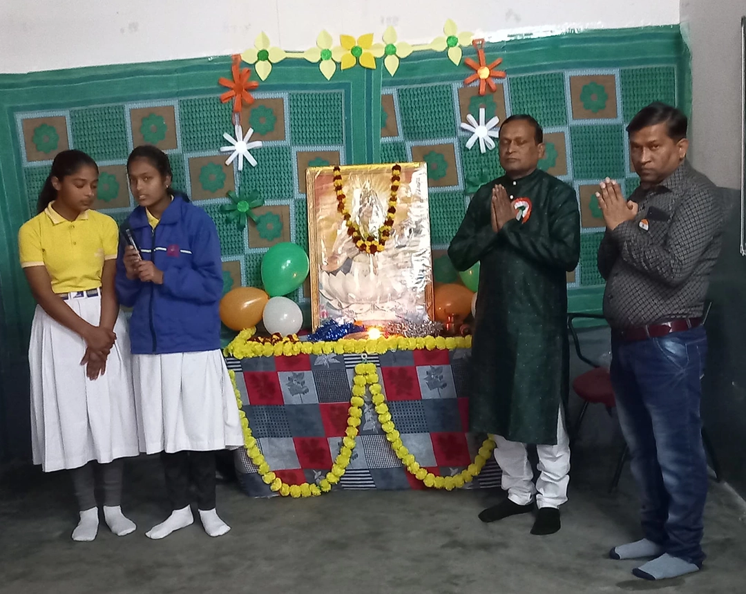 United Student Academy English School - Gallery 11