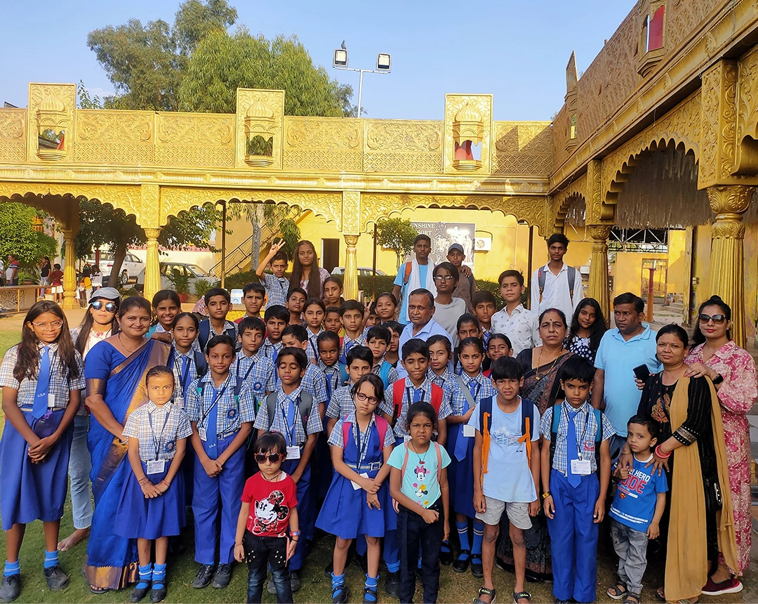 United Student Academy English School - Gallery 12