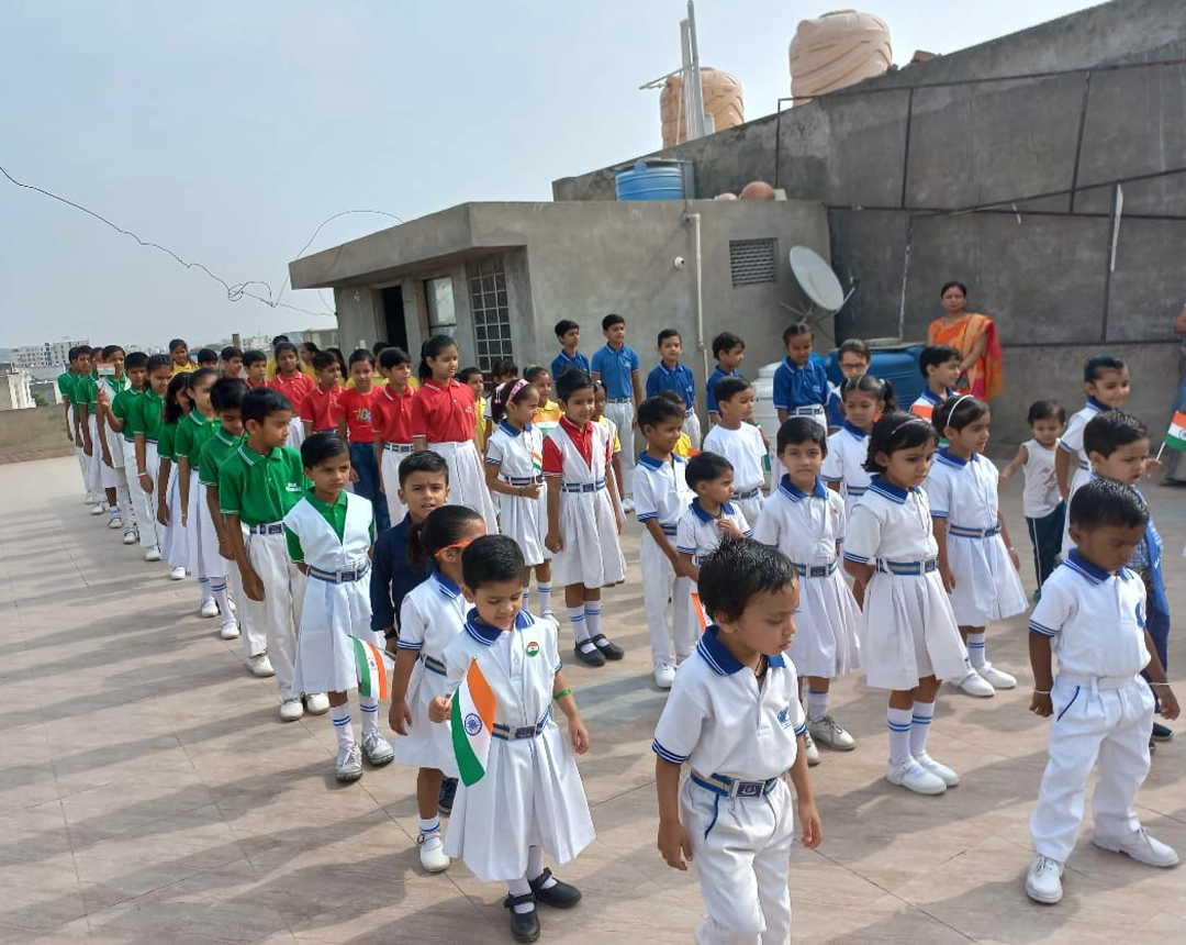 United Student Academy English School - Gallery 7